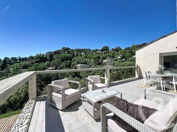 Maison à vendre  6 pièces - 174 m 2   MOUGINS  - 06
