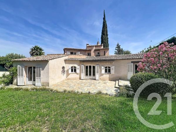 Maison à vendre  6 pièces - 174 m 2   MOUGINS  - 06