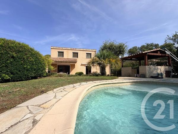 Maison à vendre  6 pièces - 174 m 2   MOUGINS  - 06