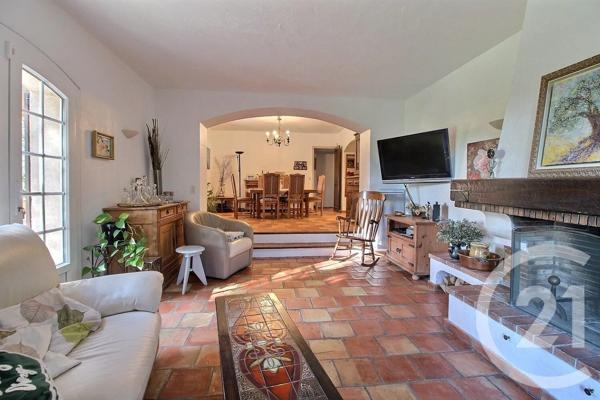 Maison à vendre  8 pièces - 253 m 2   MOUANS SARTOUX  - 06