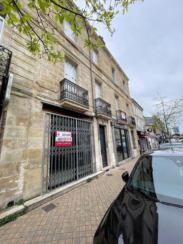 Murs Bordeaux 63.47 m2