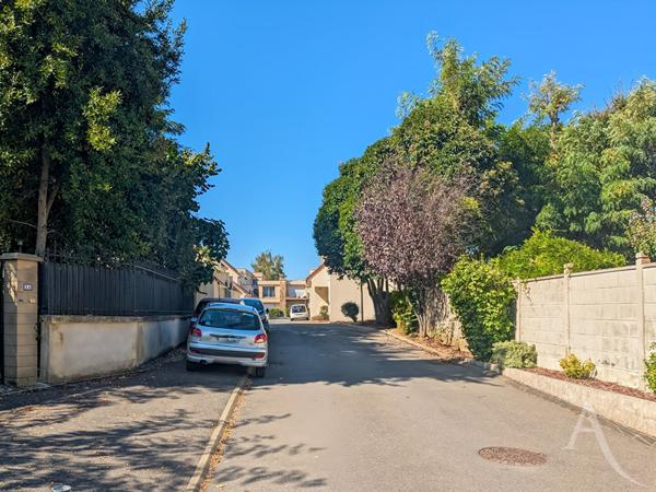 Appartement Ballainvilliers 3 pièce(s) 64.19 m2