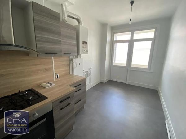 Appartement à louer 4 pièces 80.59m² Lille (59000)