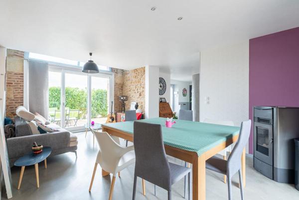 Maison Arnas 4 pièces 114 m2, jardin, parkings