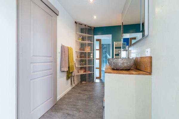 Maison Arnas 4 pièces 114 m2, jardin, parkings