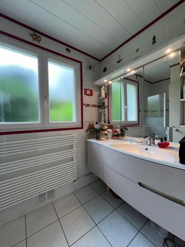 Maison 6 Pièces 136 m2 , 150 m2 utile 4 Chambres Emplacement Prémium.