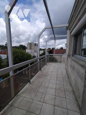 Sur la commune de LE RAINCY (SEINE SAINT DENIS) appartement de 4PP