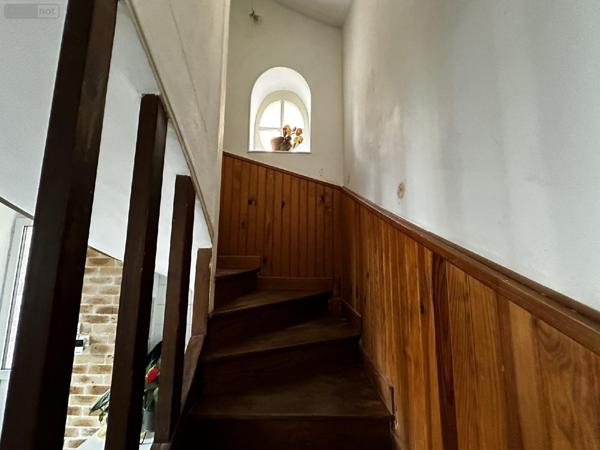 Maison à vendre à Saint-Julien-du-Sault dans l'Yonne (89330), ref : 2400029