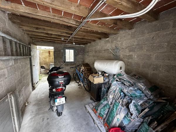 Maison à vendre à Saint-Julien-du-Sault dans l'Yonne (89330), ref : 2400029