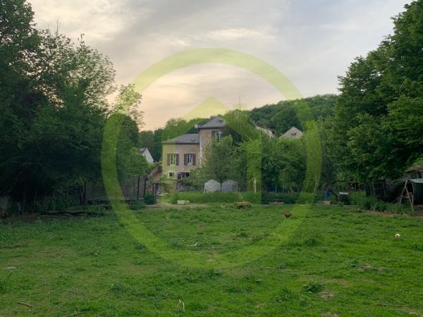 Maison de village à CHATEAU THIERRY (02400)