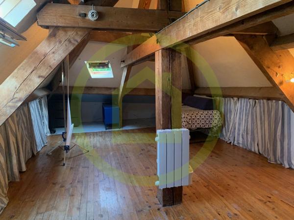 Maison de village à CHATEAU THIERRY (02400)