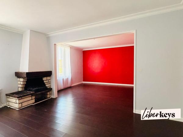 LA CHÂTAIGNERAIE – MAISON DE VILLE 269 M² AVEC STUDIO INDÉPENDANT : RÉSIDENCE FAMILIALE OU INVESTISSEMENT LOCATIF À FORT POTENTIEL