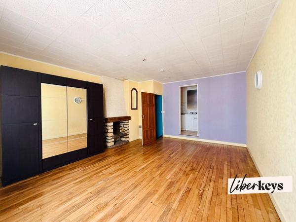 LA CHÂTAIGNERAIE – MAISON DE VILLE 269 M² AVEC STUDIO INDÉPENDANT : RÉSIDENCE FAMILIALE OU INVESTISSEMENT LOCATIF À FORT POTENTIEL
