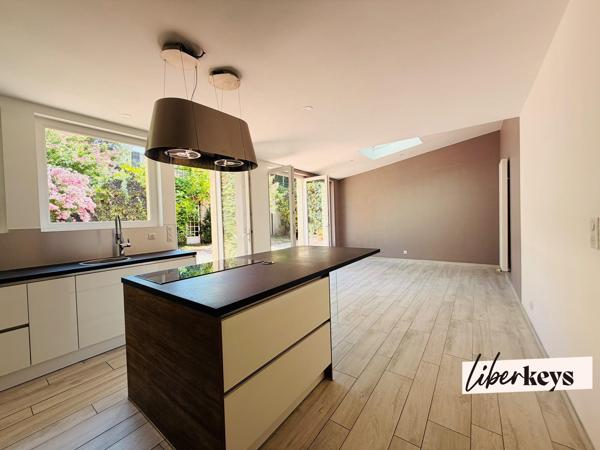 LA CHÂTAIGNERAIE – MAISON DE VILLE 269 M² AVEC STUDIO INDÉPENDANT : RÉSIDENCE FAMILIALE OU INVESTISSEMENT LOCATIF À FORT POTENTIEL