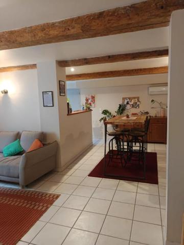 Appartement Althen Des Paluds 3 pièce(s) 64 m2