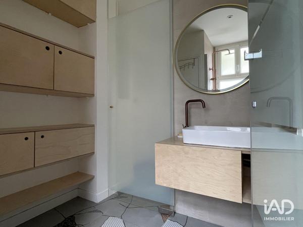 Location appartement 2 pièces 49 m² Courbevoie