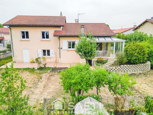 Maison familiale à Saint Denis lès Bourg