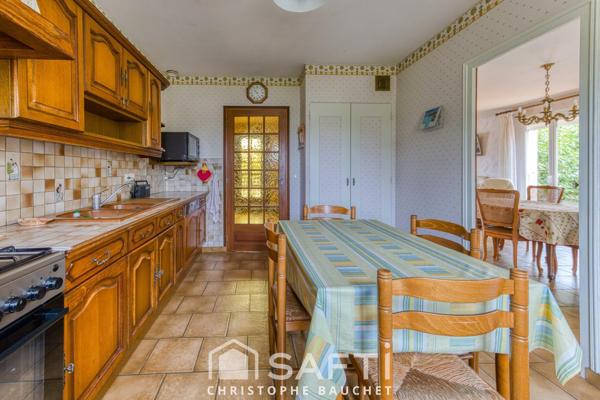 Maison familiale à Saint Denis lès Bourg