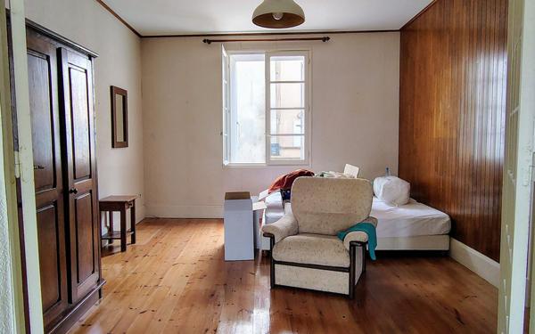 Maison à vendre    4 pièces •  Bourcefranc-le-Chapus