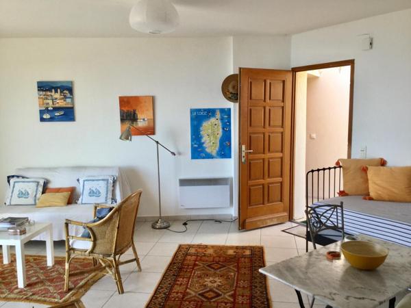 Santa-Maria-Poggio (20221) Appartement T2 Vue Mer - Pied dans l'eau