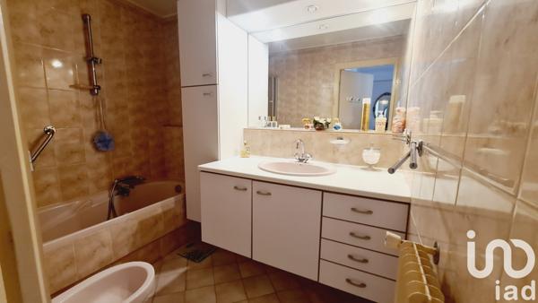 Appartement à vendre 3 pièces 64 m² Grasse