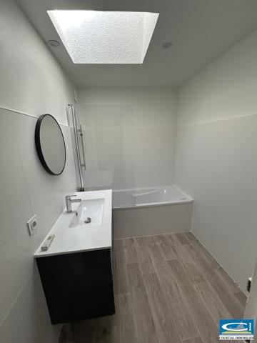 Appartement à louer, 4 pièces - Tournon-sur-Rhône 07300