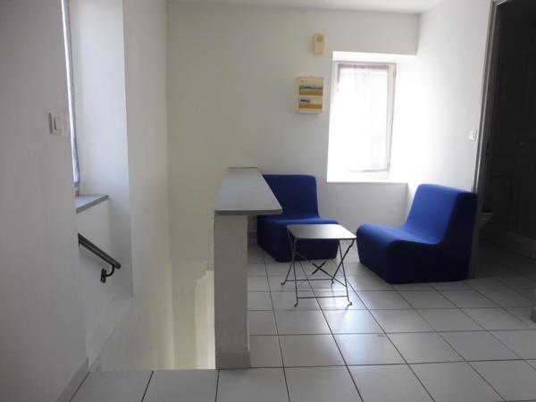 APPARTEMENT T2 MEUBLE