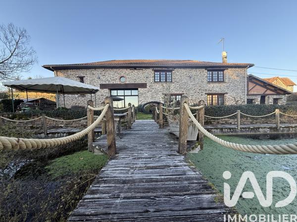 Maison à vendre 7 pièces 347 m² Saint-Yrieix-la-Perche