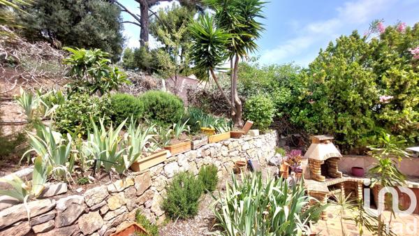 Maison à vendre 4 pièces 91 m² Solliès-Ville