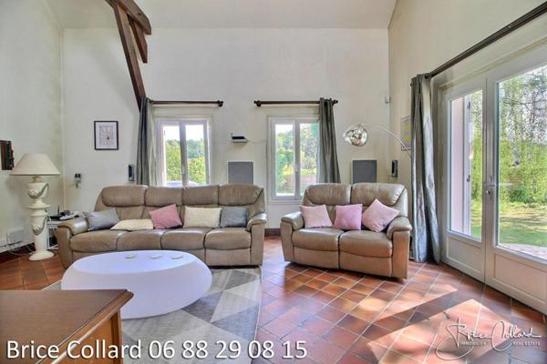 60550 VERNEUIL EN HALATTE  Confortable et spacieuse maison familiale