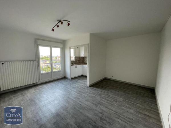 Appartement à louer 1 pièce 27.4m²