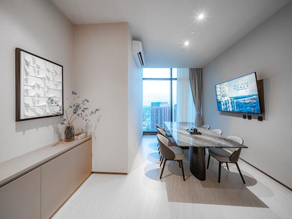 Knightsbridge Space Rama 4 Condominiums loft design à 180 m du MRT Khlong Toei