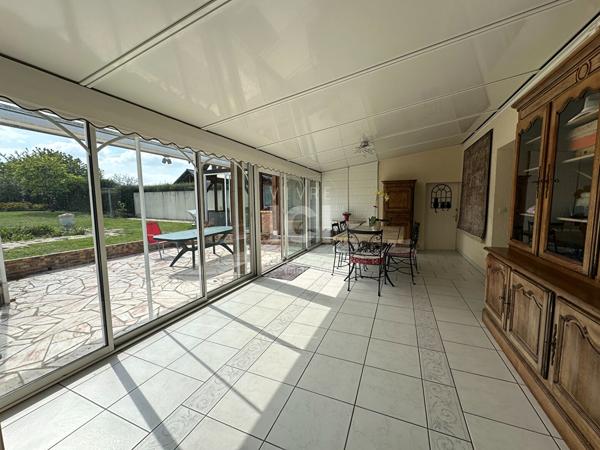 Maison familiale au coeur d'un parc arboré, piscine et prestations complètes