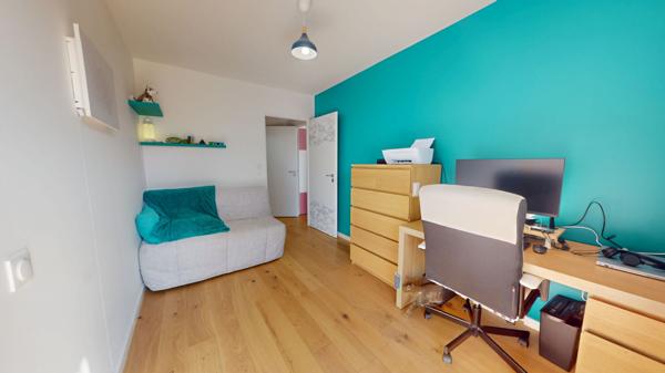 APPARTEMENT PRESQUE'ILE DE CAEN AVEC TERRASSE ET PARKING