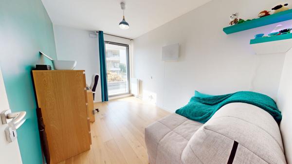 APPARTEMENT PRESQUE'ILE DE CAEN AVEC TERRASSE ET PARKING