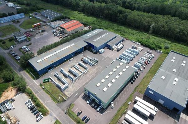 Local d'activité - stockage - logistique 3200m² sur 5 800m². Zone Europort Saint -Avold