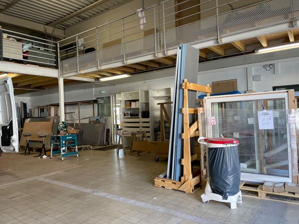 Show-room, atelier, bureaux Folschviller 376m²