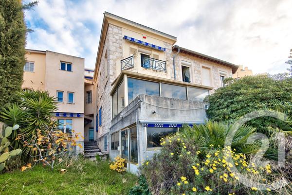 Maison à vendre  8 pièces - 250,69 m2 NICE - 06