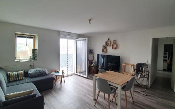 Appartement à vendre    3 pièces • 60,61 m2 Brie-Comte-Robert