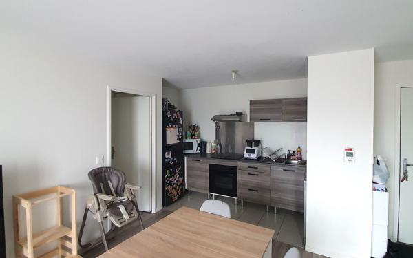 Appartement à vendre    3 pièces • 60,61 m2 Brie-Comte-Robert