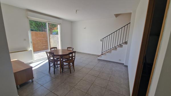 Lorgues (83510) Maison 2 pièces avec jardin