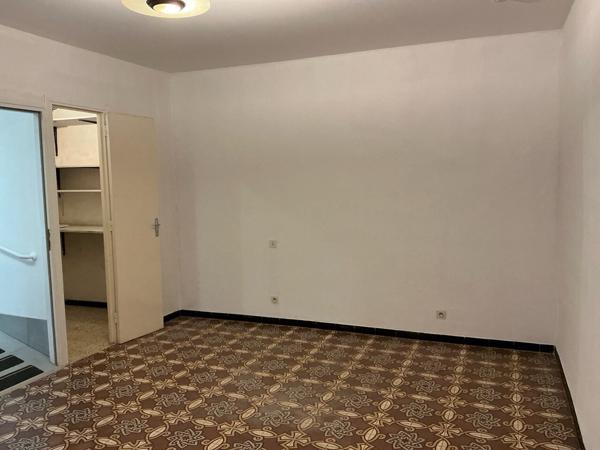 Appartement de type F2 RDC BEDARIEUX