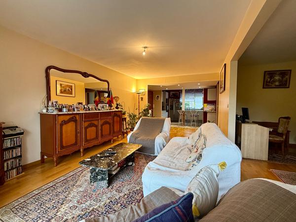 Appartement T5 de 100m² traversant à deux pas de la Gare Viotte