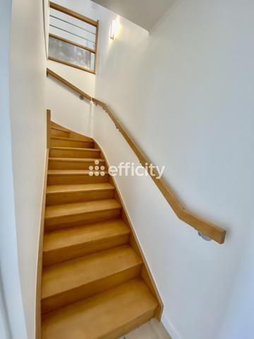 Appartement 6 pièces - 98 m² Bien prestige