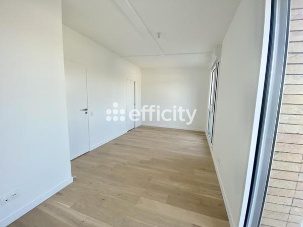 Appartement 6 pièces - 98 m² Bien prestige