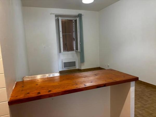 Appartement à louer aux Vans (07140)