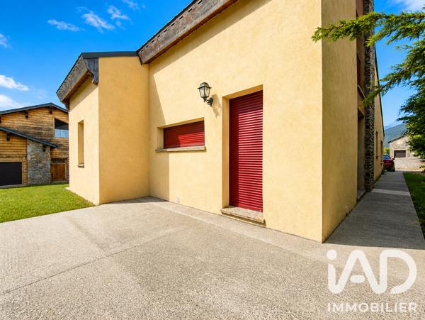 Maison à vendre 6 pièces 146 m² Saint-Pierre-dels-Forcats