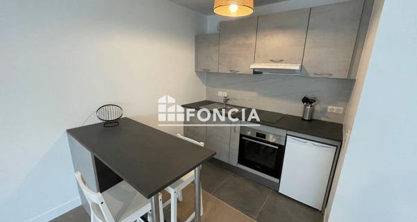 Location Studio meublé 38.24 m² - Levallois-perret 92300