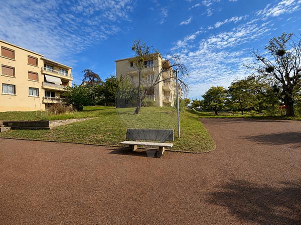 Appartement 3 chambre(s) à vendre - Saint-Genis-Laval, Rhône - 69