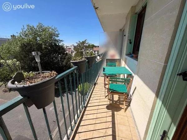 LUMINEUX F3 +ASCENSEUR+ 2 BALCONS + CAVE+ BOX – LE PERREUX S/M